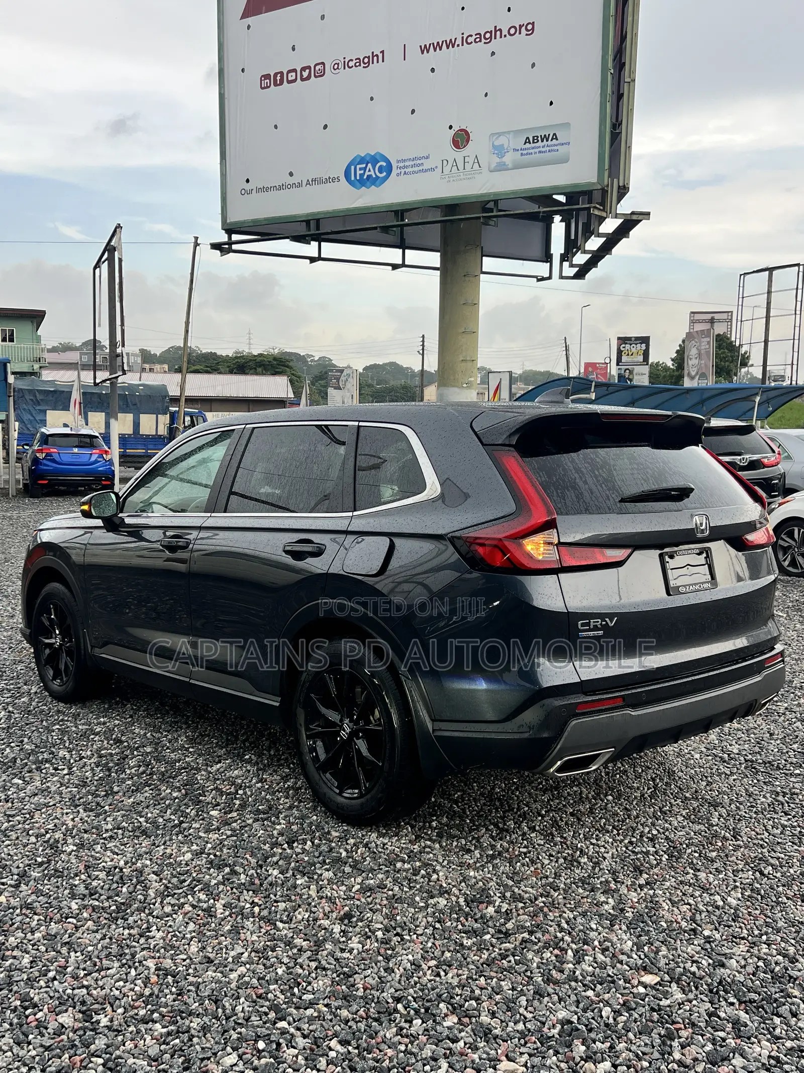 Honda CR-V Hybrid 2024 Gray