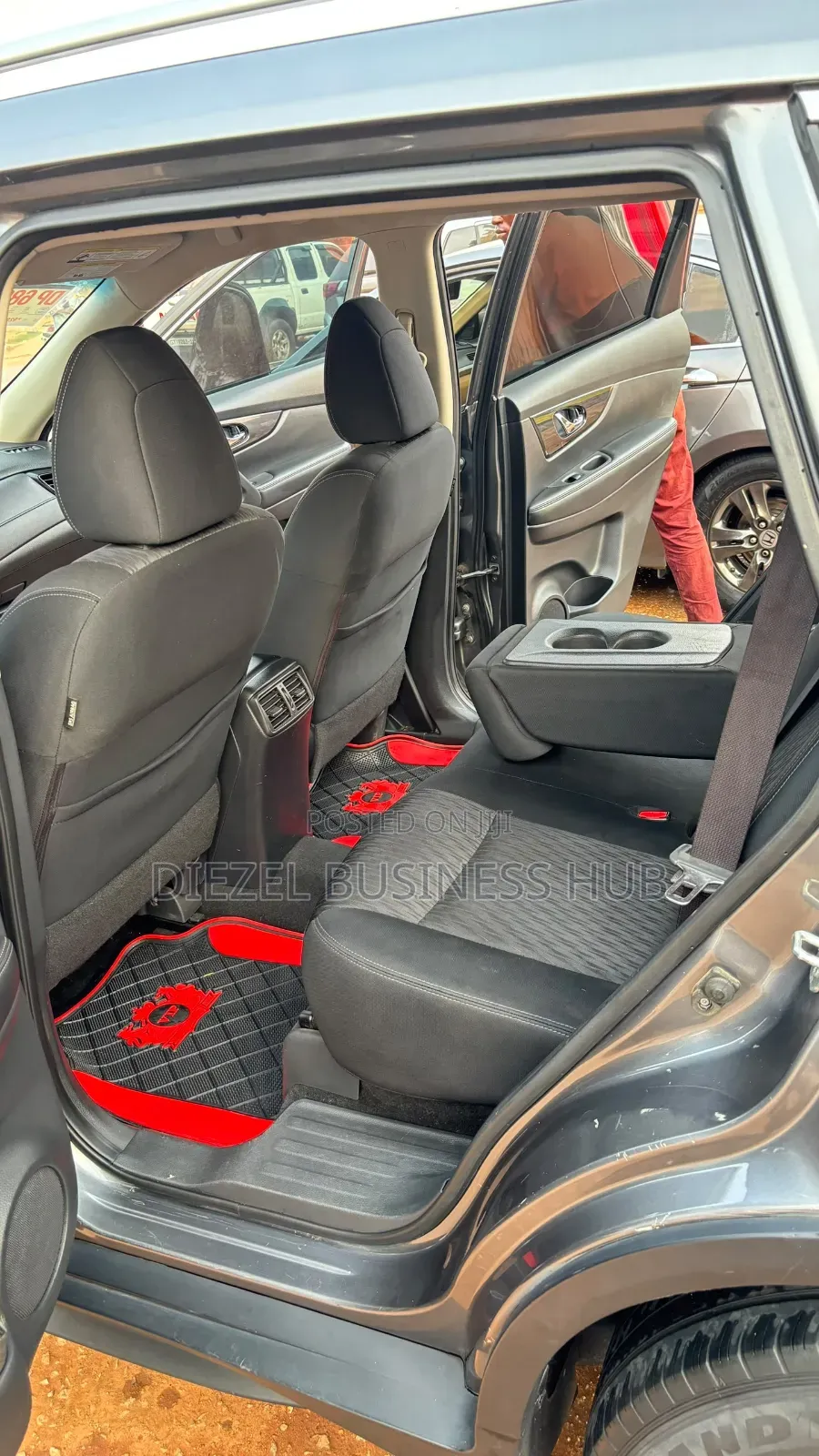 Nissan Rogue 2024 Gray