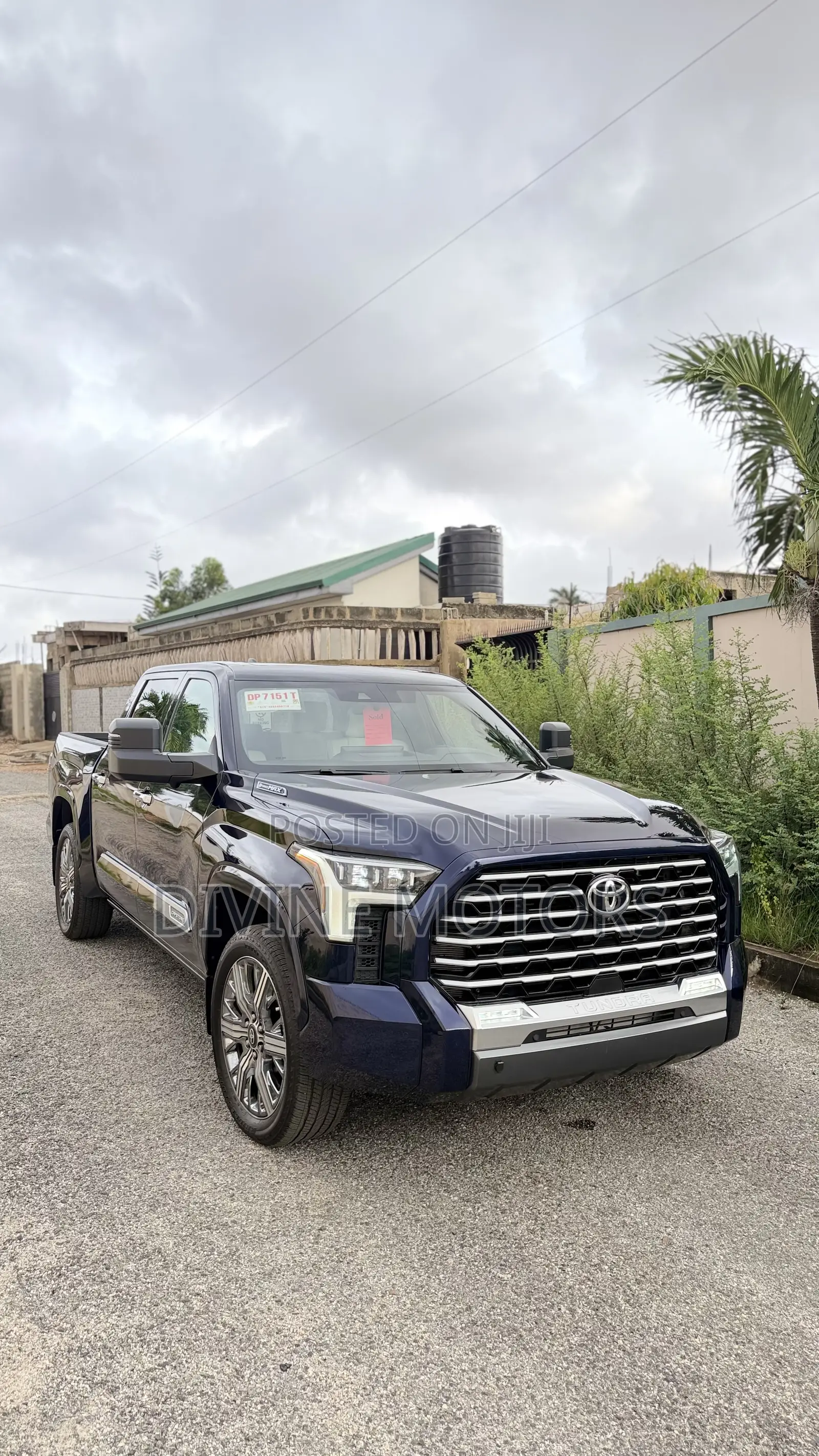 New Toyota Tundra Capstone CrewMax 4WD SB w/5.5' Bed (Hybrid) 2025 Blue