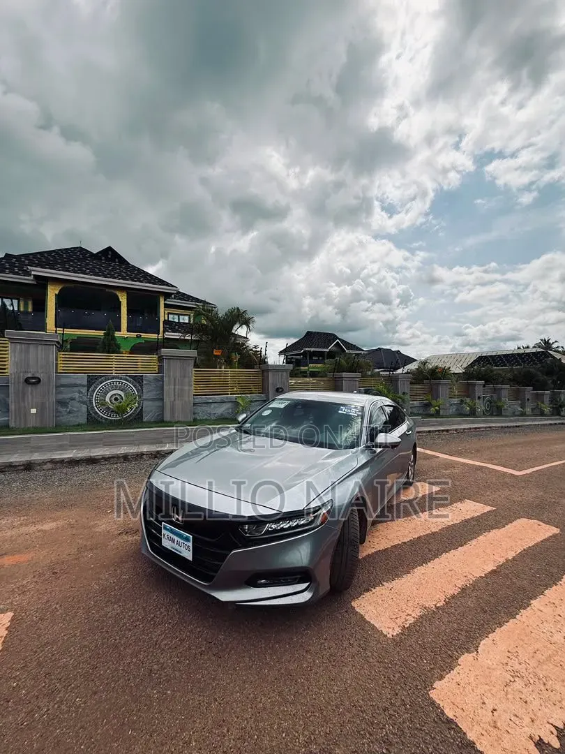 Honda Accord 2018 Silver