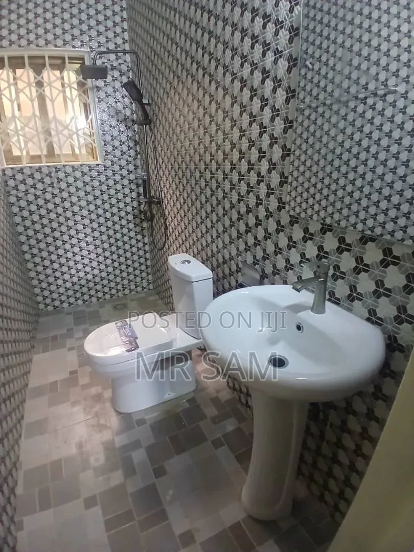 1bdrm Apartment in Sam Properties, Amasaman for rent