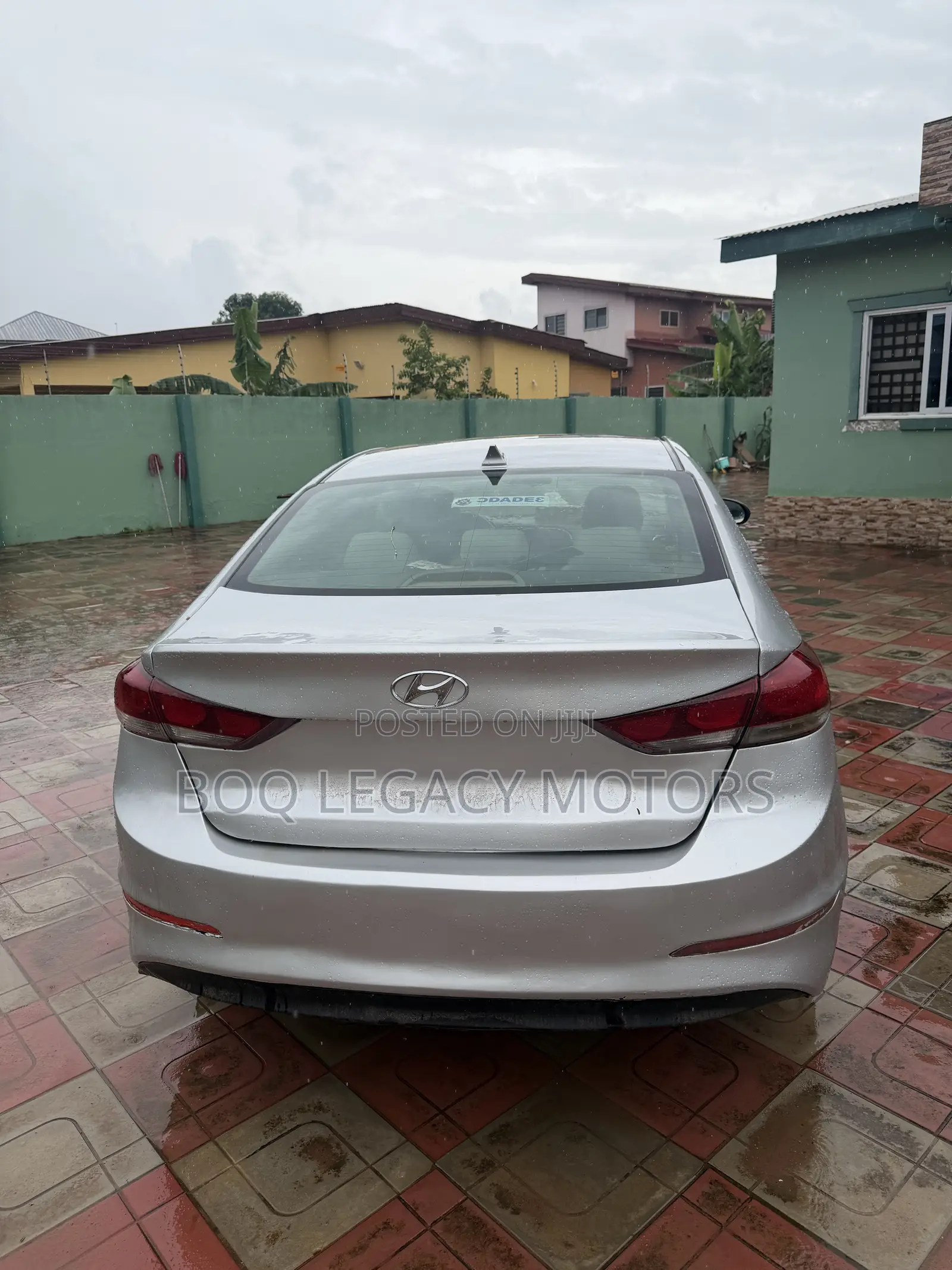 Hyundai Elantra 2018 Silver