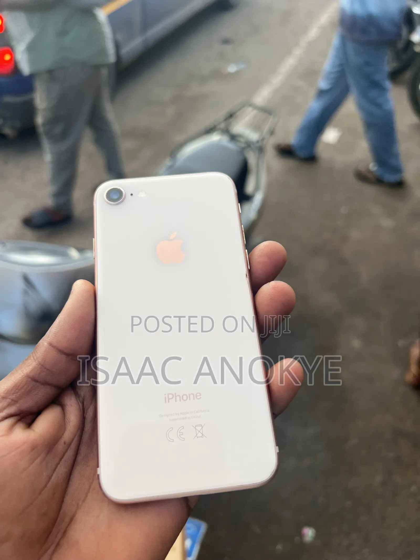 Apple iPhone 8 64 GB Gold