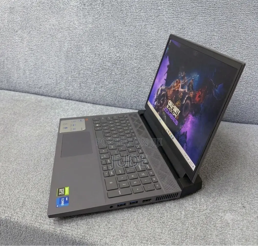 Laptop Dell G15 5535 16GB Intel Core i7 SSD 512GB