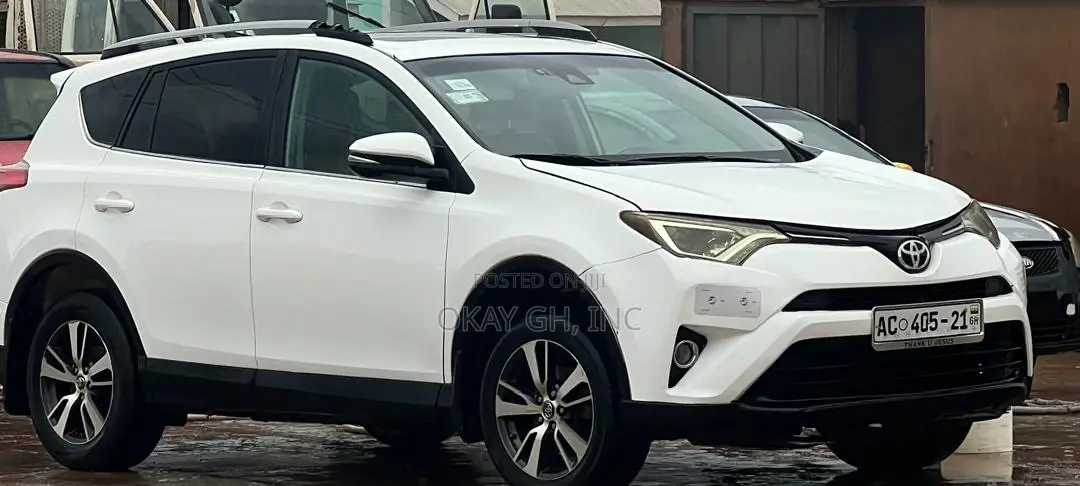 Toyota RAV4 2018 White