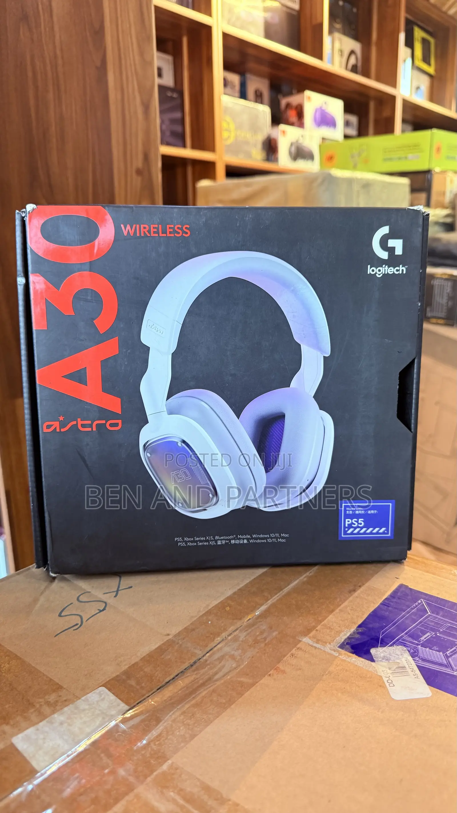 Logitech G Astro A30 Lightspeed Wireless Gaming Headset
