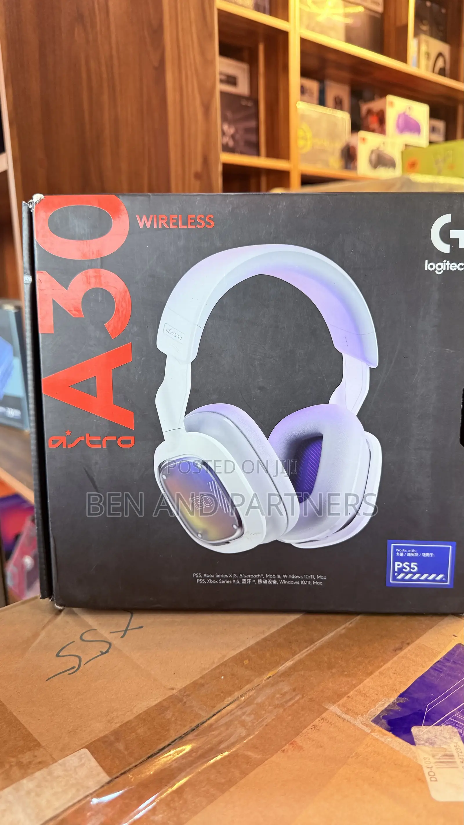 Logitech G Astro A30 Lightspeed Wireless Gaming Headset