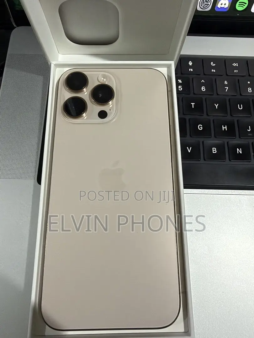 Apple iPhone 16 Pro Max 256 GB Gold