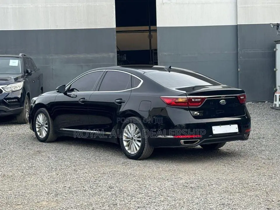 Car 2016 Black