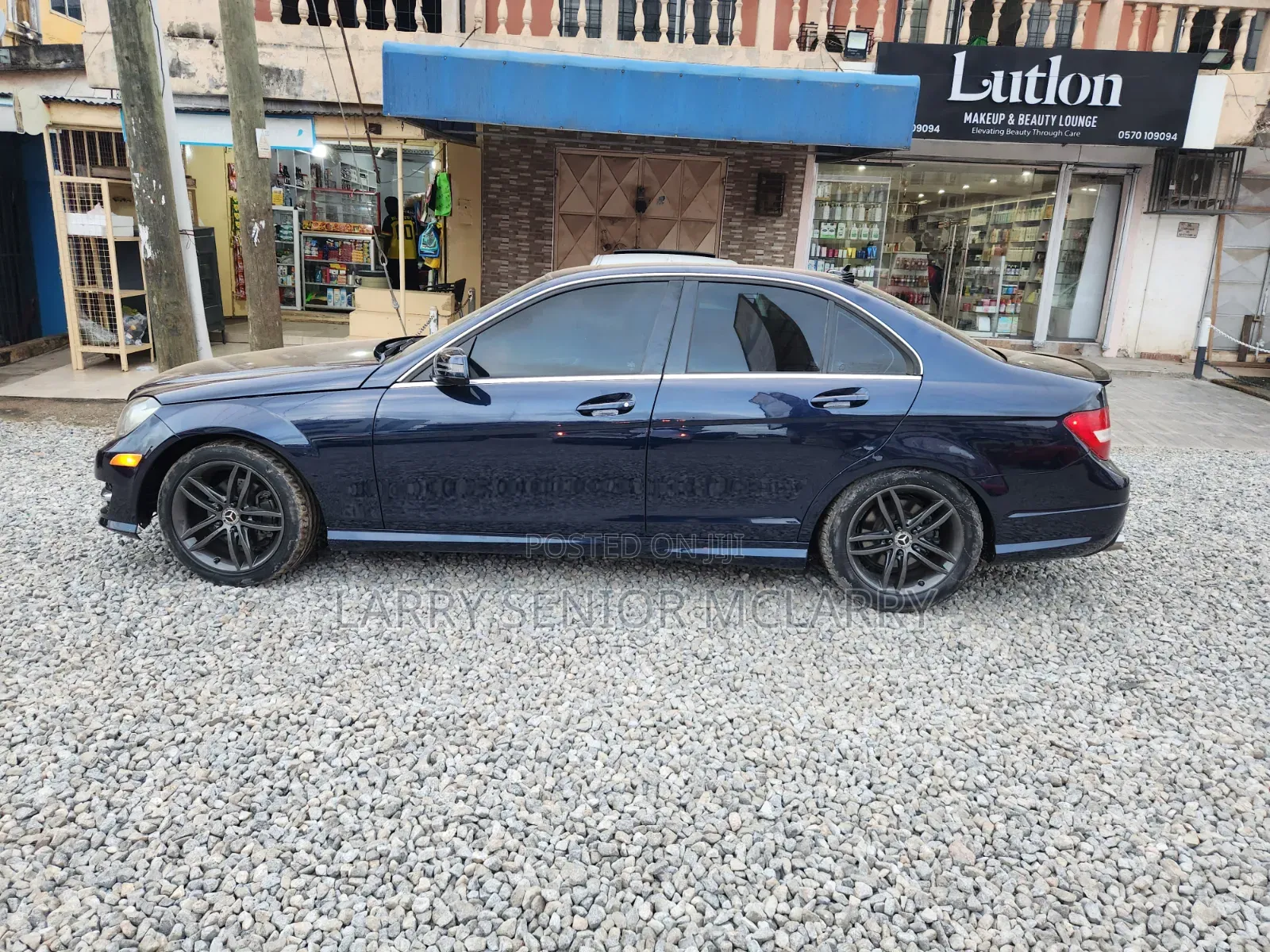 Mercedes-Benz C250 2014 Blue