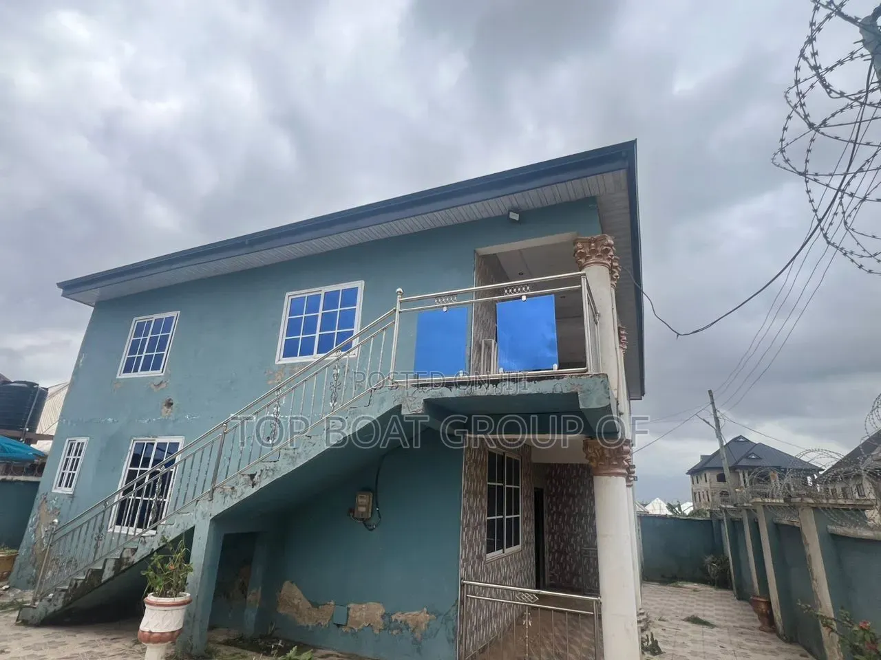 7bdrm House in Top-Boat Estate, Kumasi Metropolitan for sale