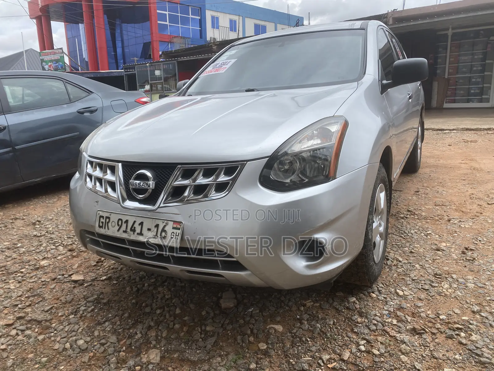 Nissan Rogue SV 2012 Silver