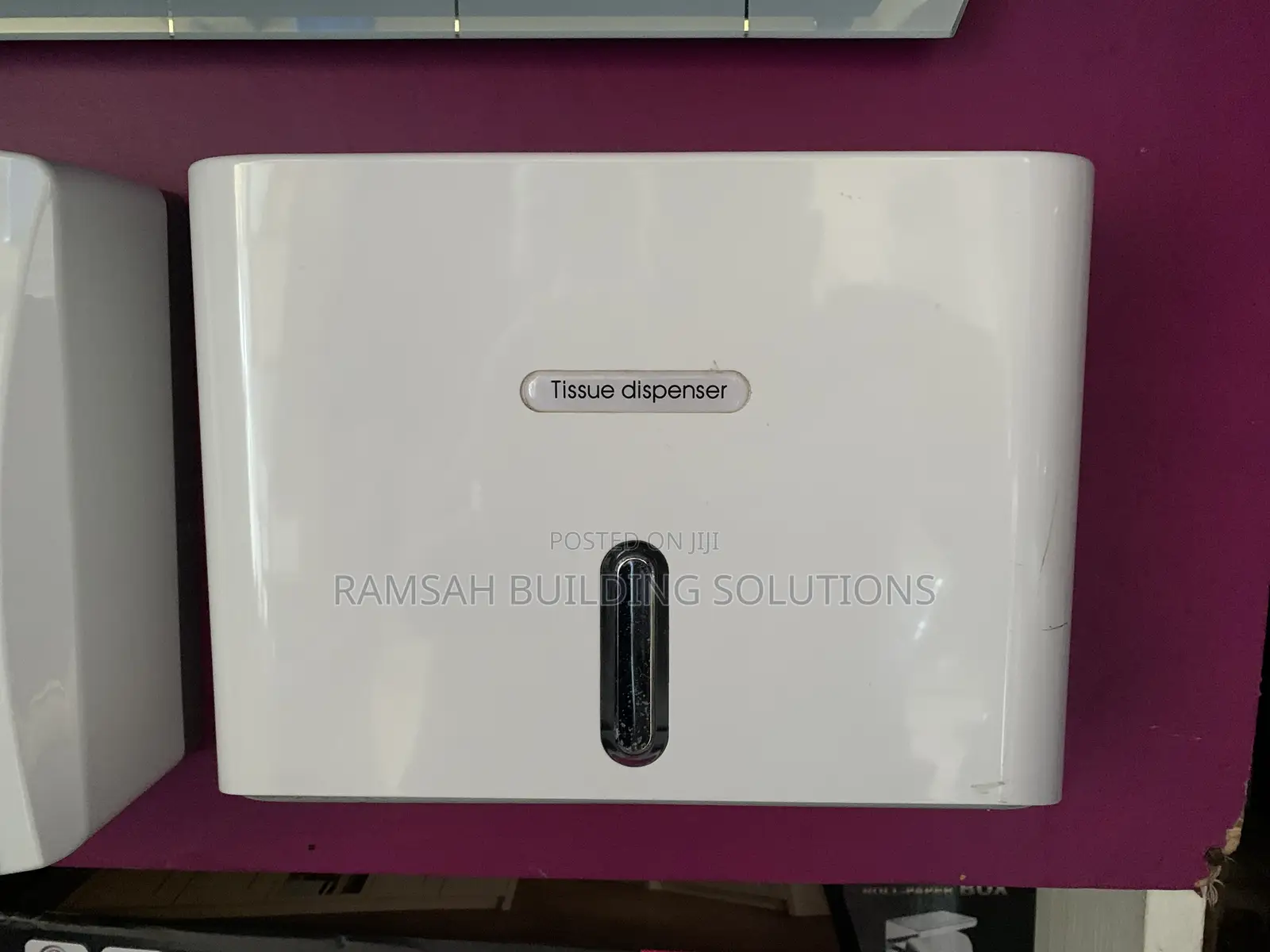 Plastic Tissue Dispenser – Durable Convenient Tissue Storage Solutio
