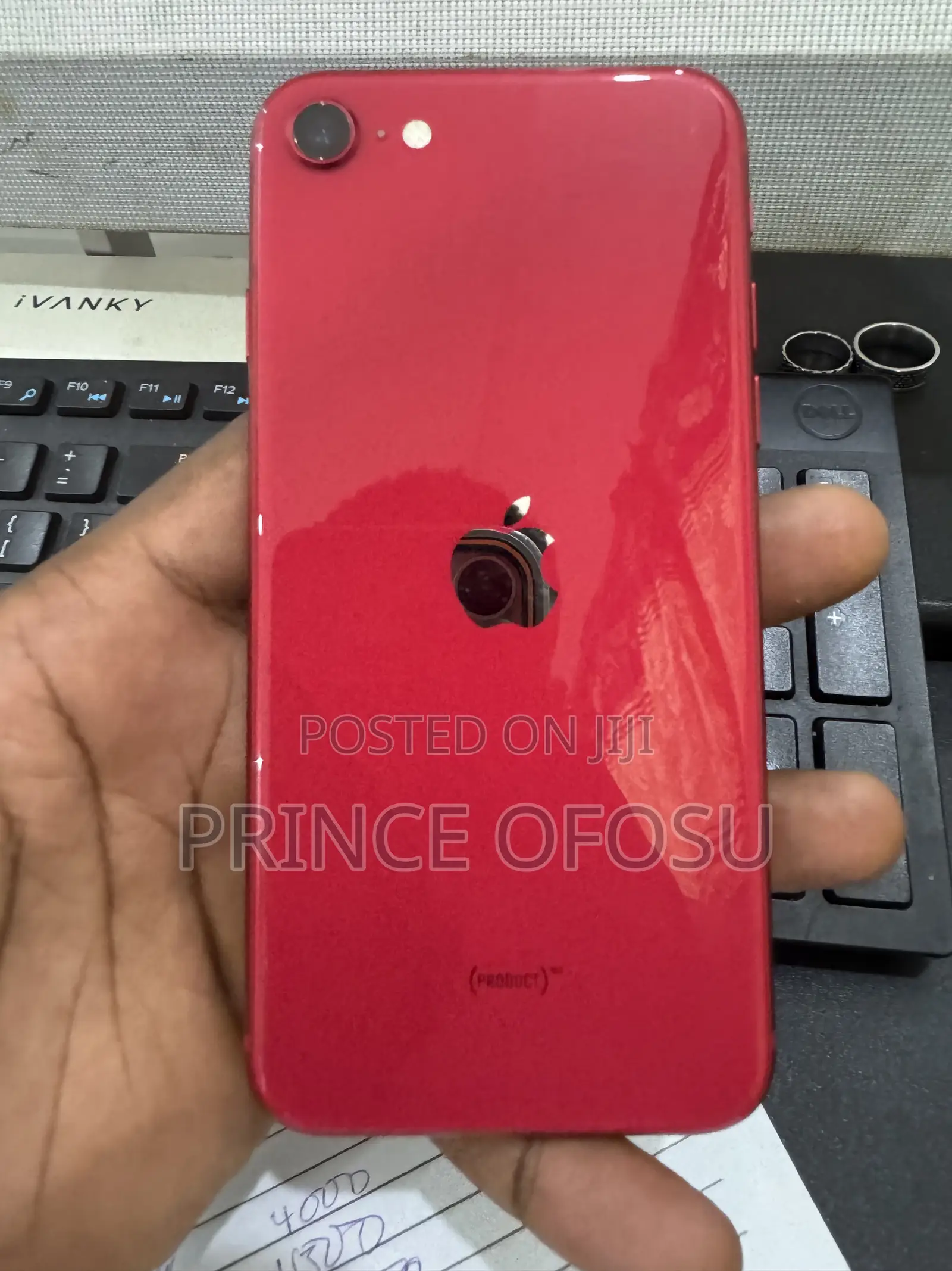 Apple iPhone SE (2022) 64 GB Red