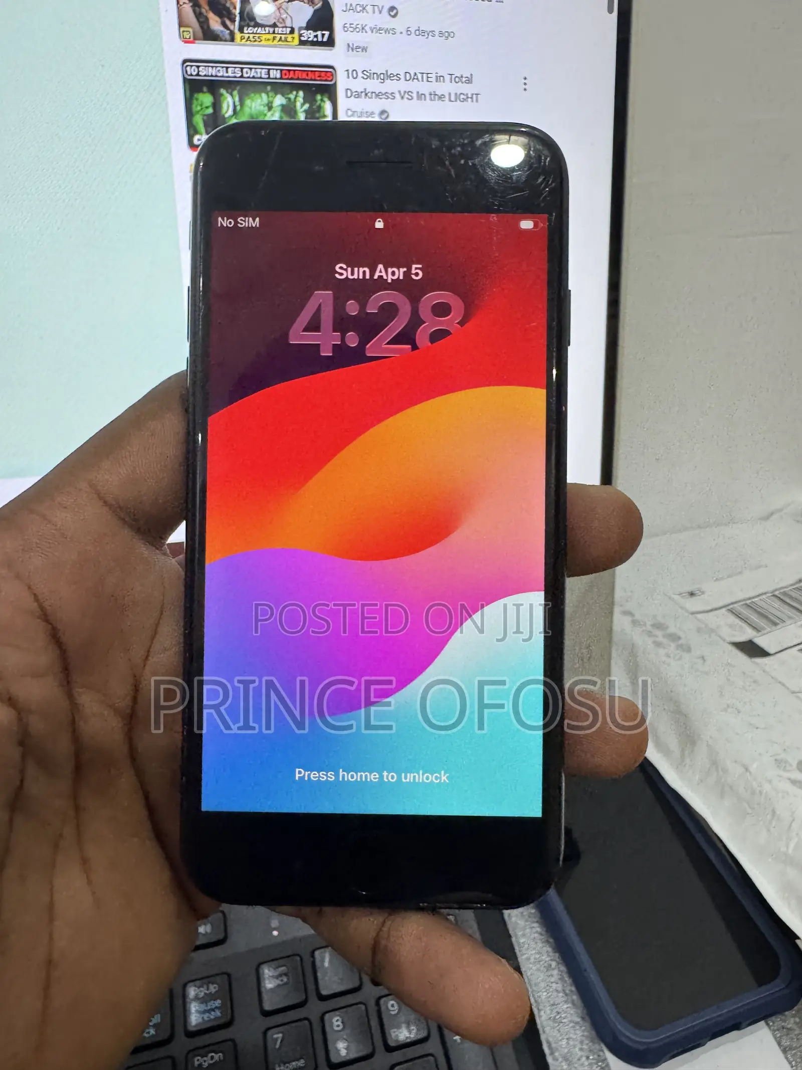 Apple iPhone SE (2022) 64 GB Red