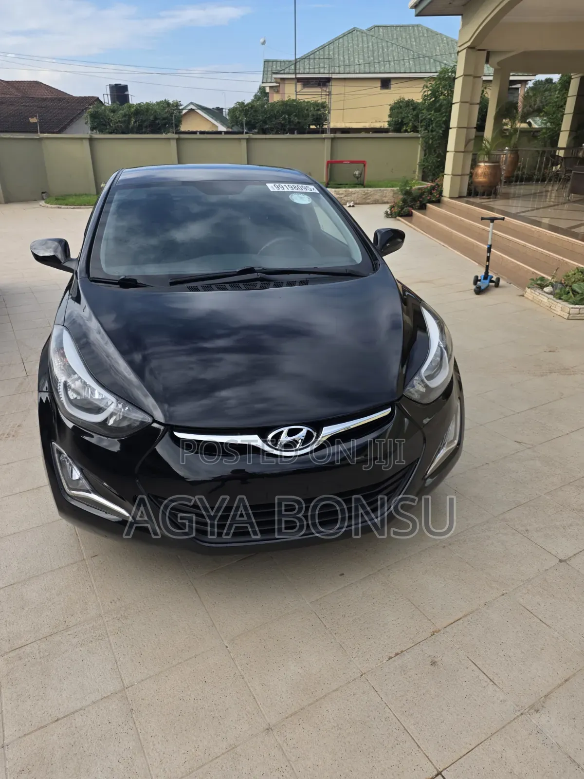 Hyundai Elantra SE Sedan FWD (1.8L 4cyl 6A) 2016 Black