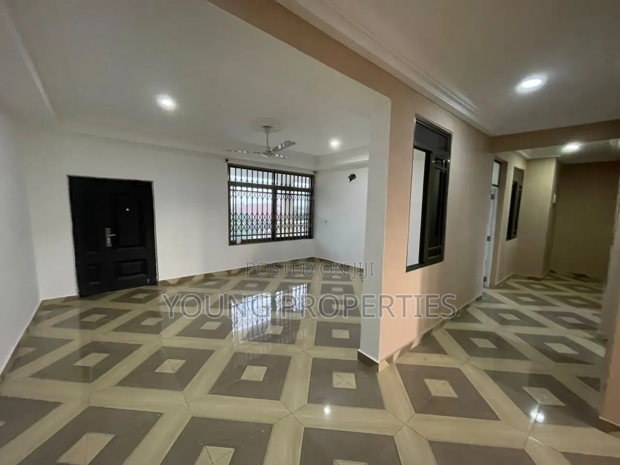2bdrm Apartment in Anyaa, Market for rent