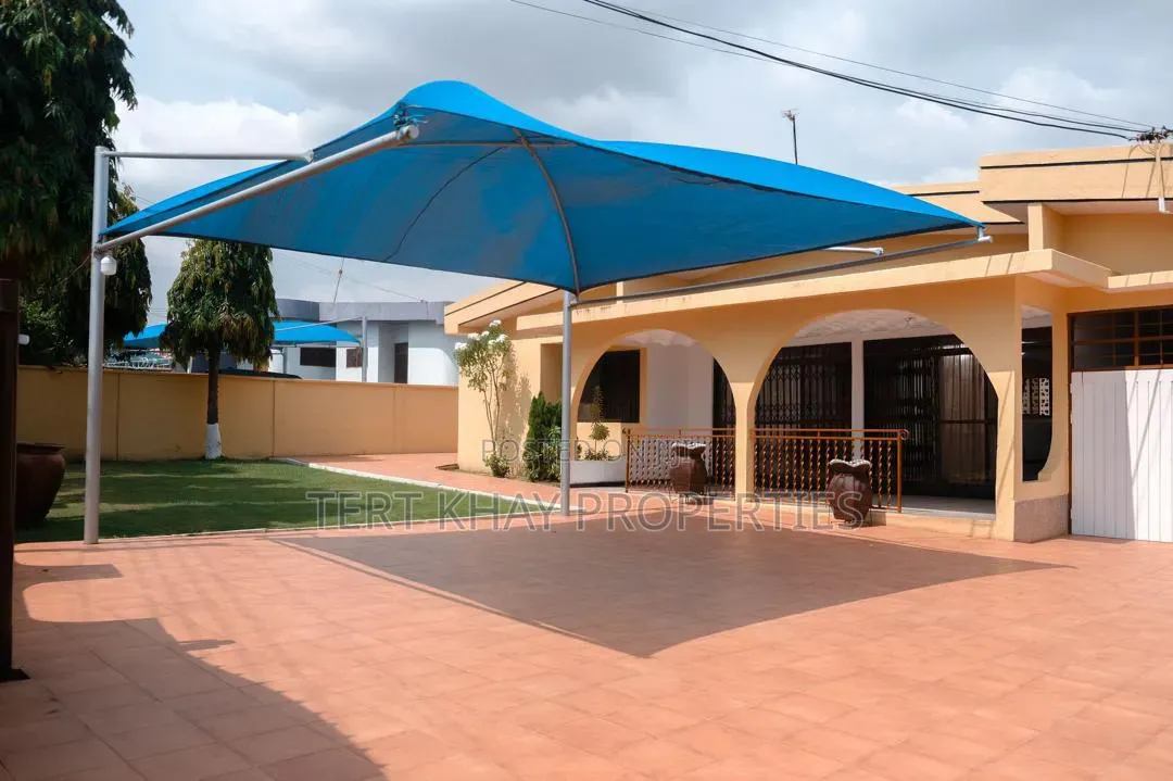 6bdrm House in Sakumono for rent