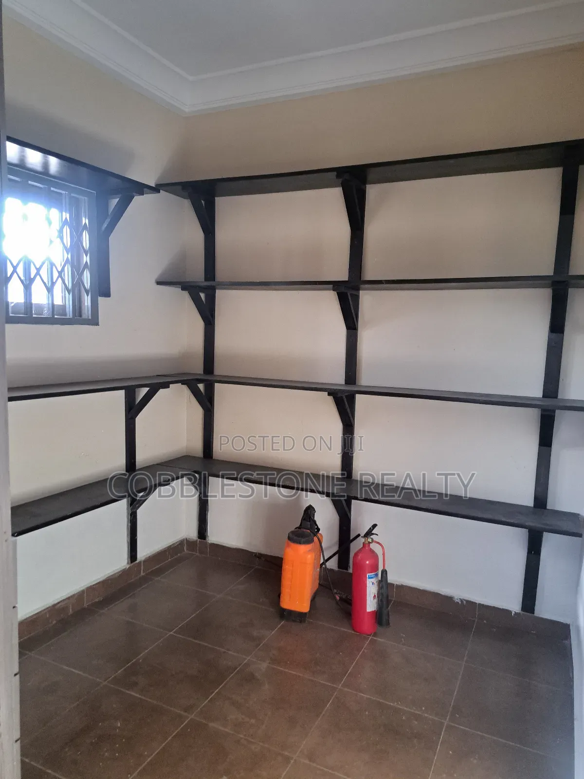 3bdrm Apartment in GREDA Estate for rent