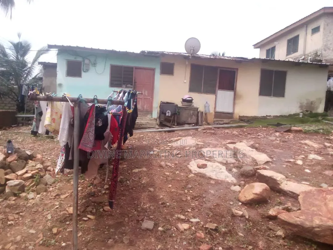 4bdrm House in Topbase for sale