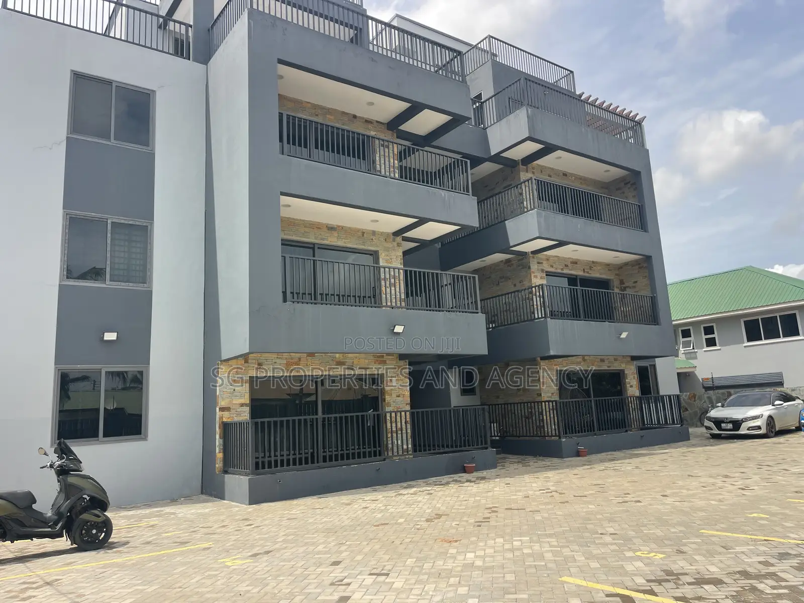 2bdrm Apartment in Batsonaa, Baatsona Total for rent