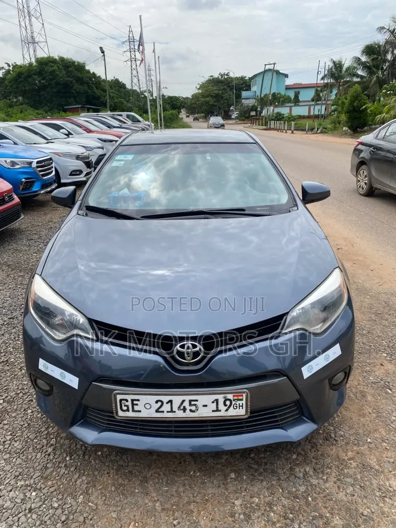 Toyota Corolla 2016 Blue
