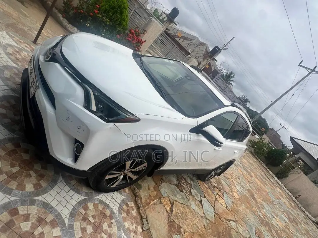 Toyota RAV4 2018 White