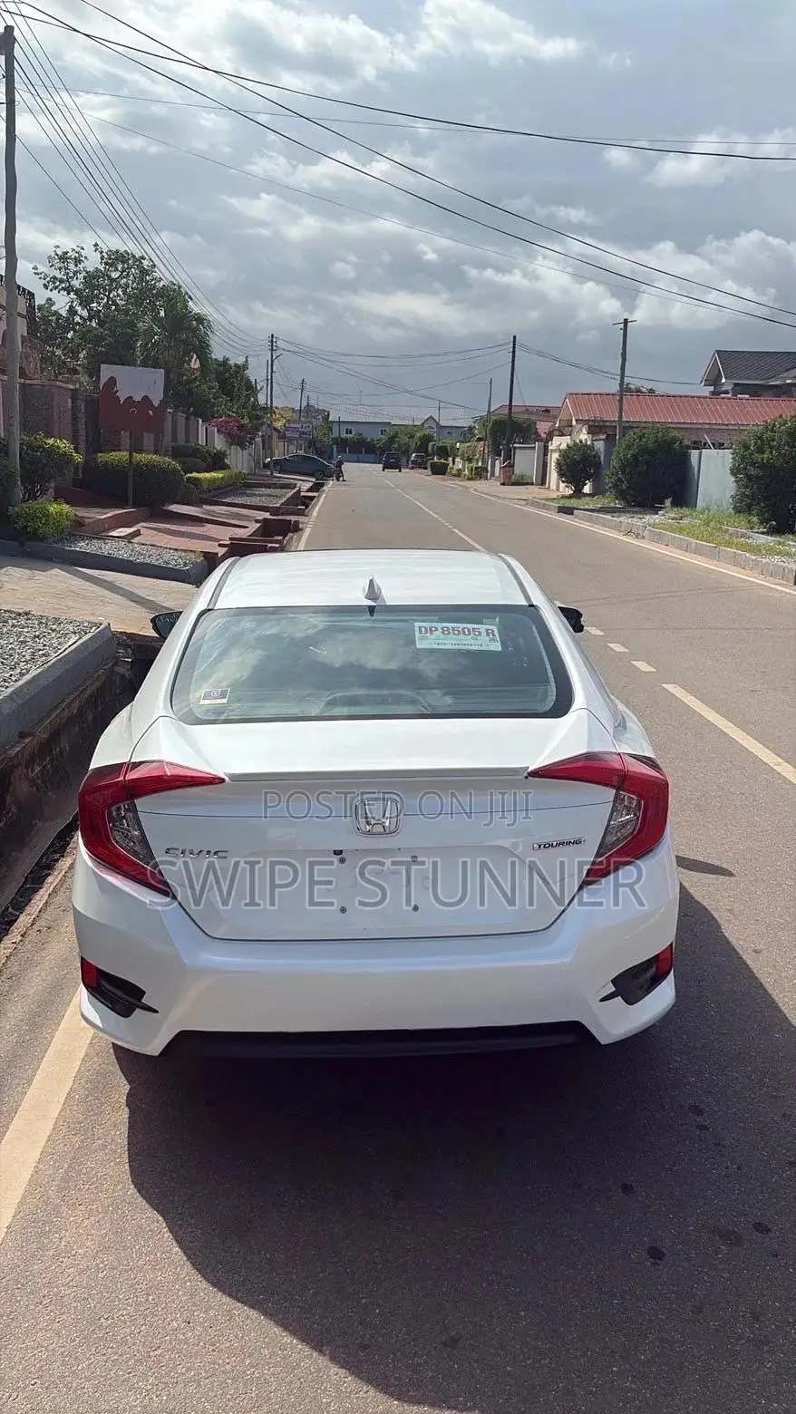 Honda Civic Touring 4dr Sedan (1.5L 4cyl) 2017 White