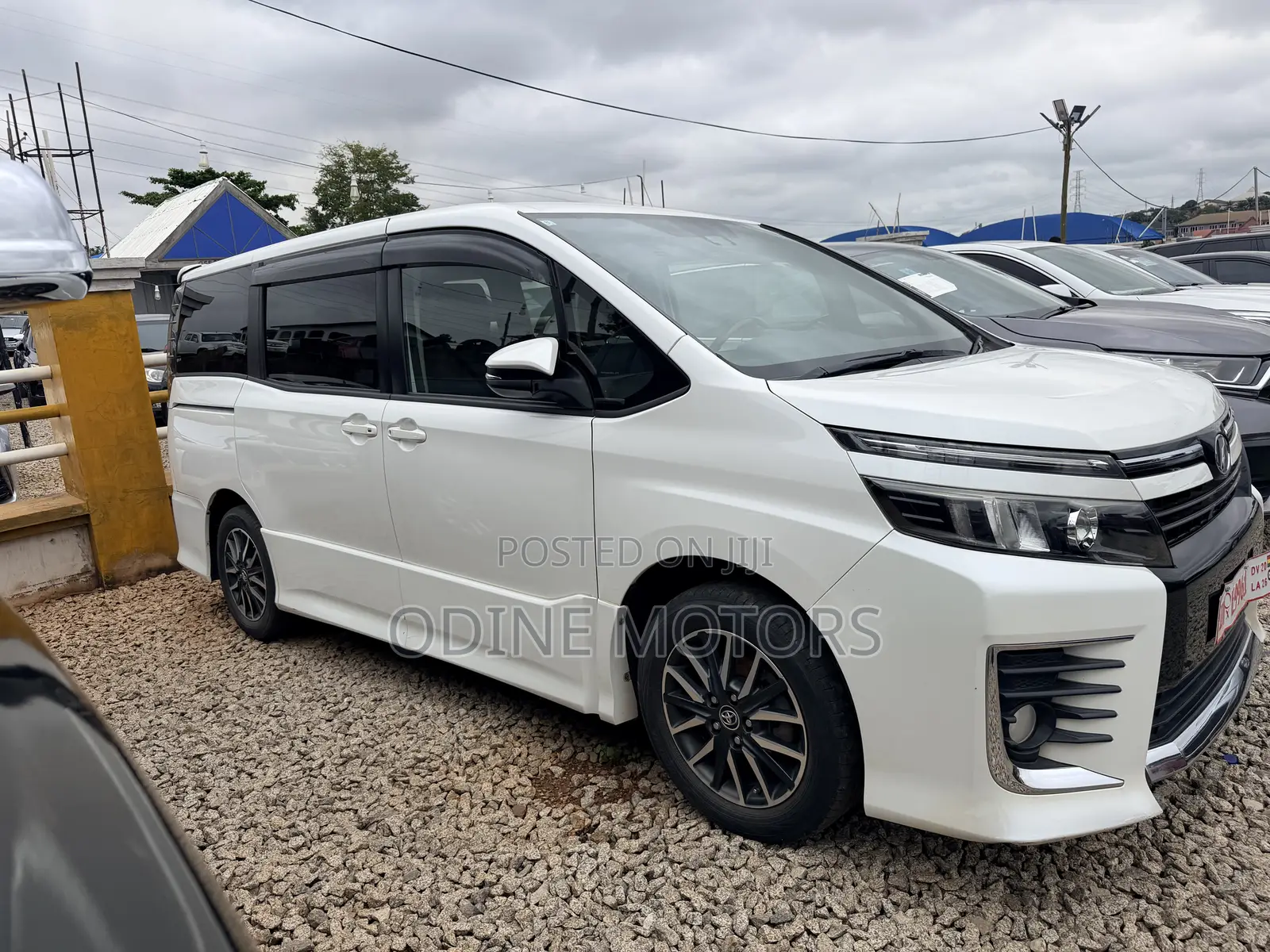 Toyota Voxy 2016 White