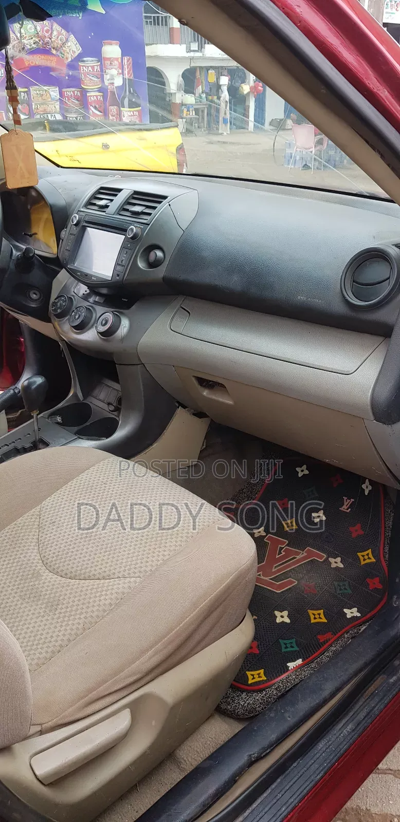 Toyota RAV4 2.0 4x4 2007 Red