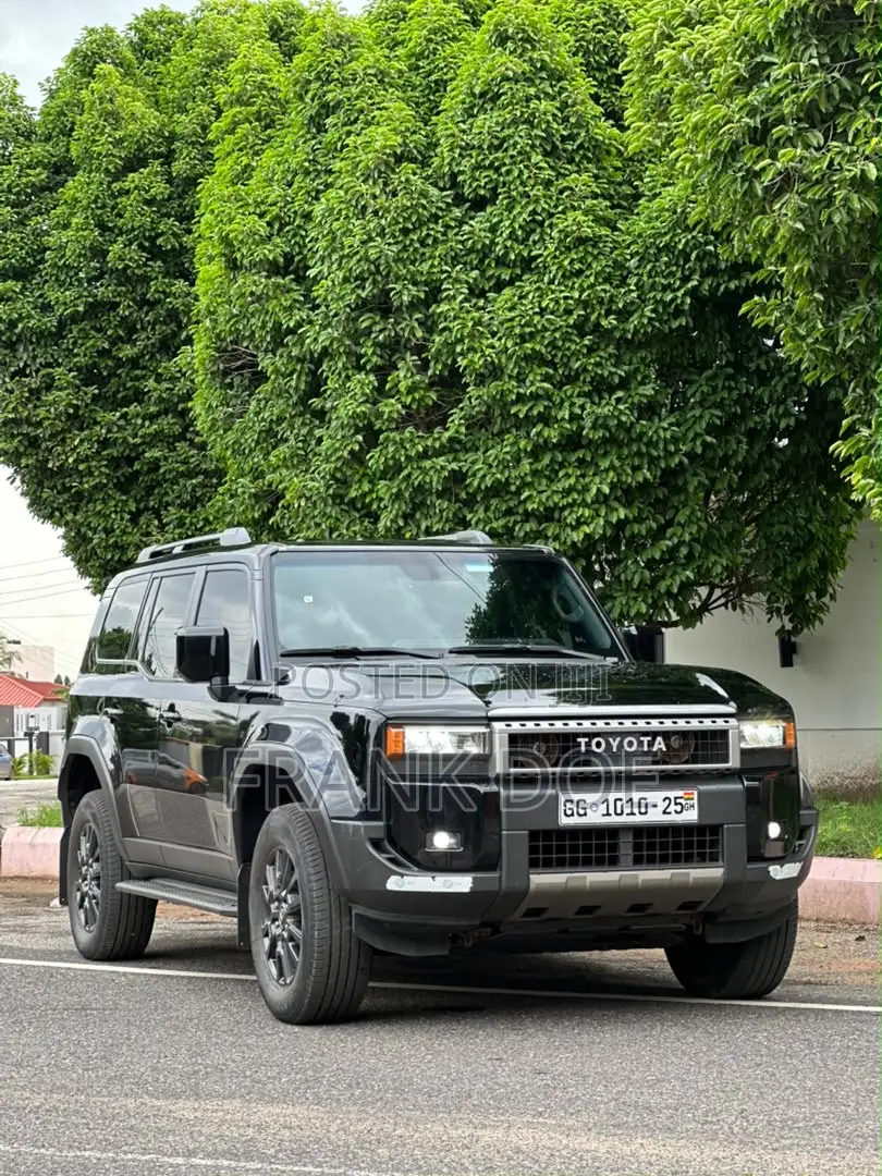Toyota Land Cruiser Prado 2.8 2025 Black