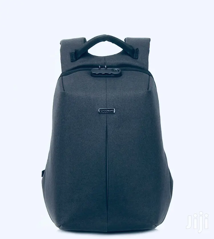 Promate Defender 16 Anti-Theft Backpack +USB Charging Port