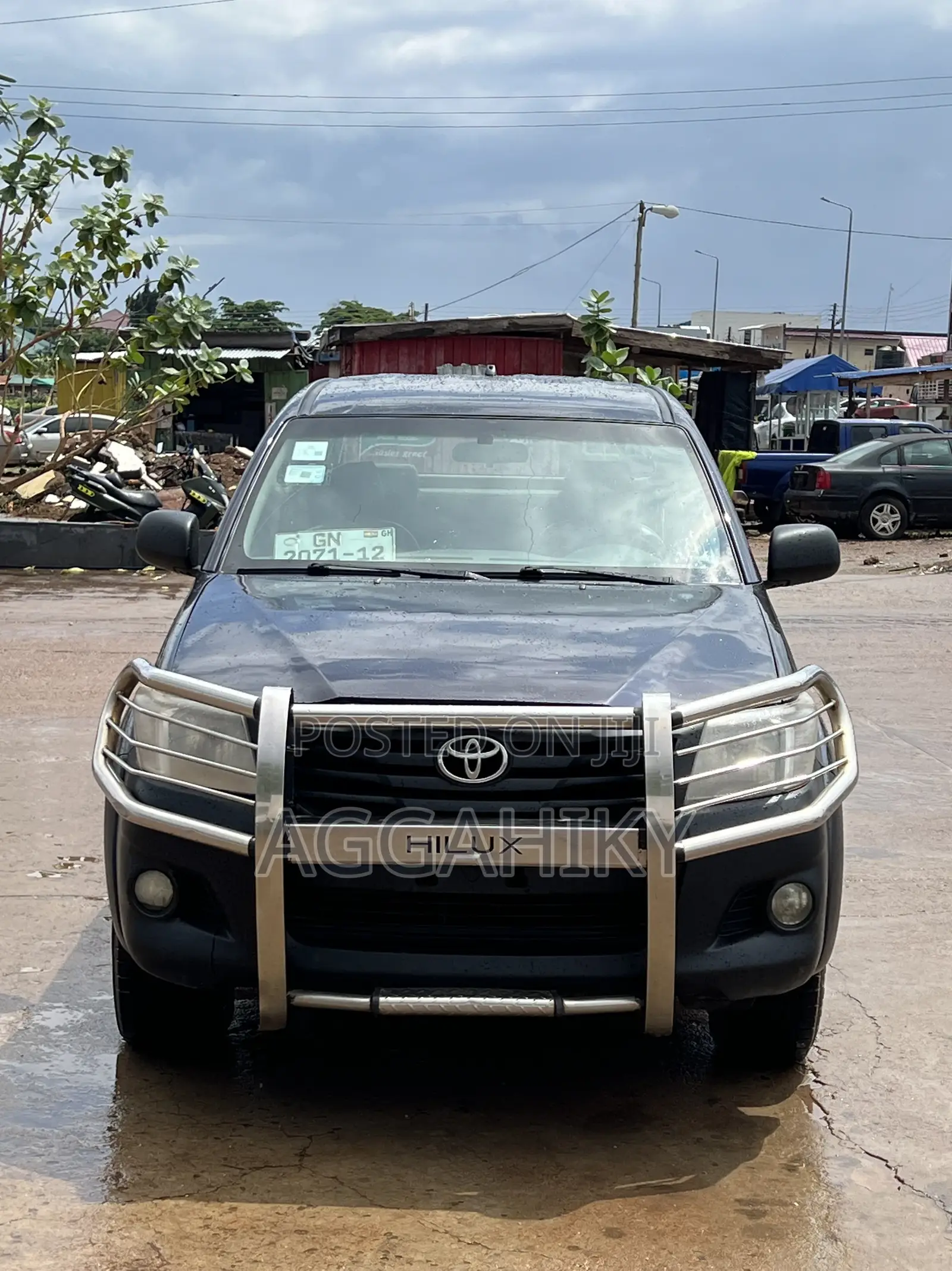Toyota Hilux 2012 Gray