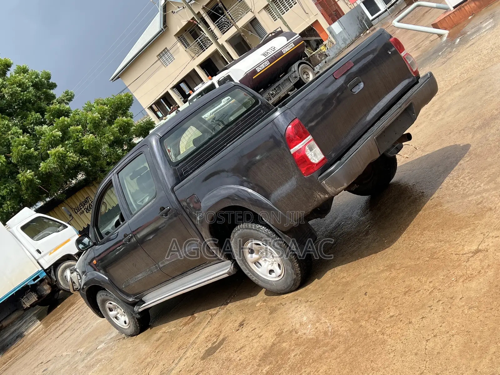 Toyota Hilux 2012 Gray