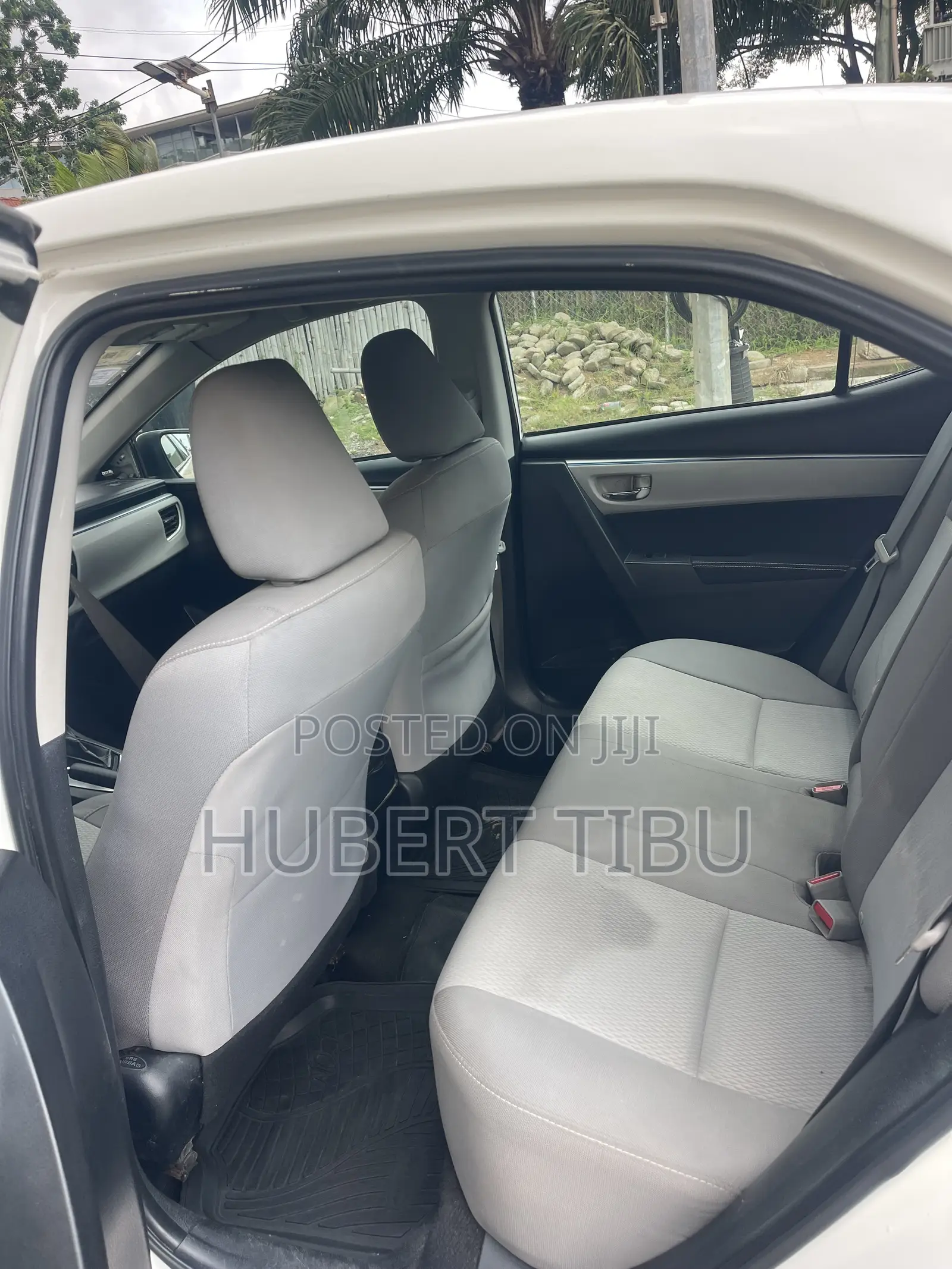 Toyota Corolla 2015 White