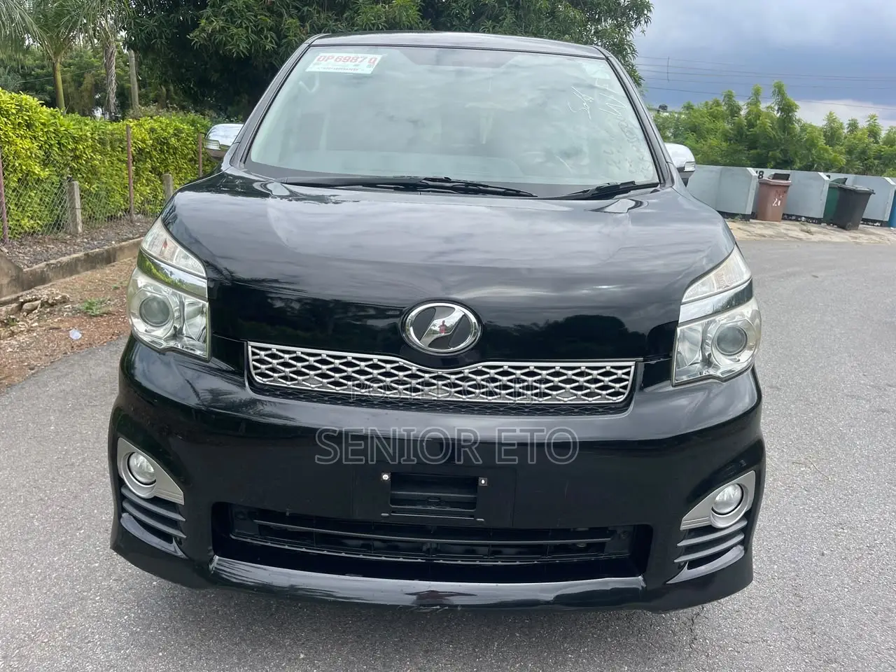 Toyota Voxy 2013 Black