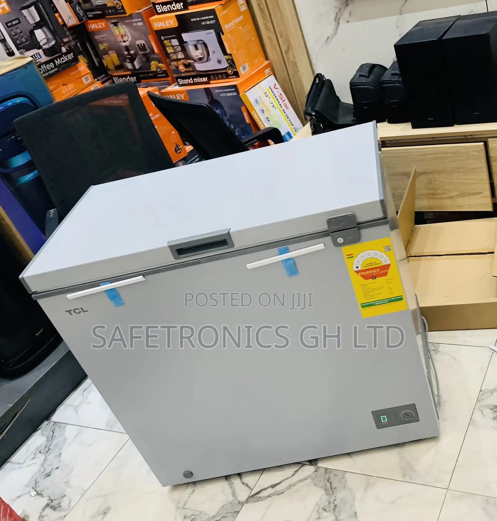 Neatly Sealed TCL 200l Chest Freezer Single Door F257cfsl