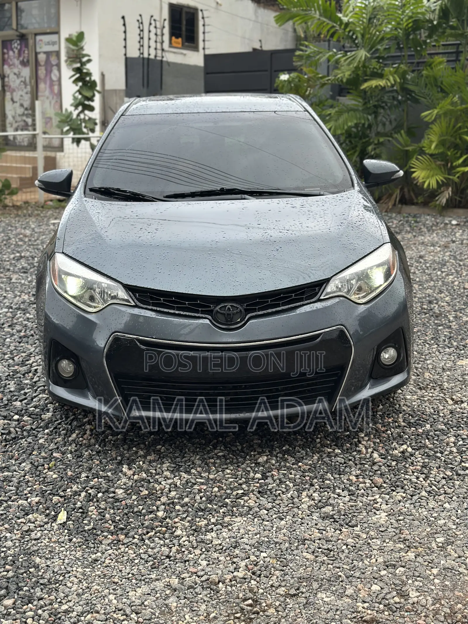 Toyota Corolla LE 4dr Sedan (1.8L 4cyl CVT) 2016 Gray
