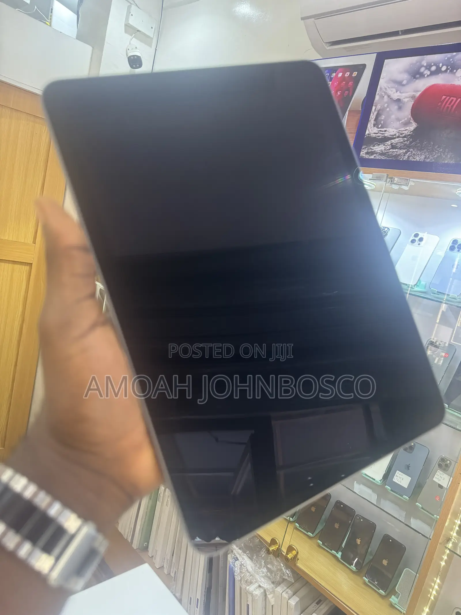 New Apple iPad Air (2022) 256 GB Gray