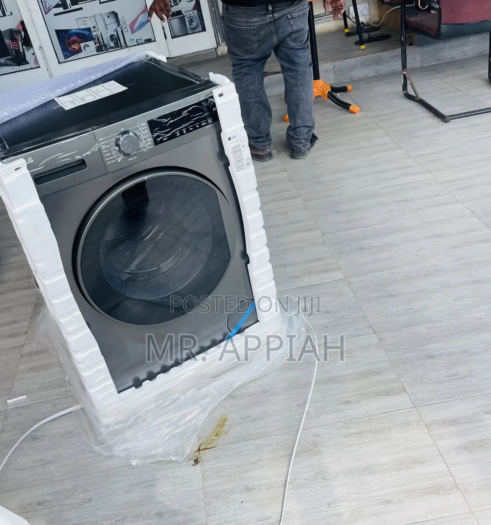Extremely Affordable Lg 8kg Inverter Washing Machine(Black).