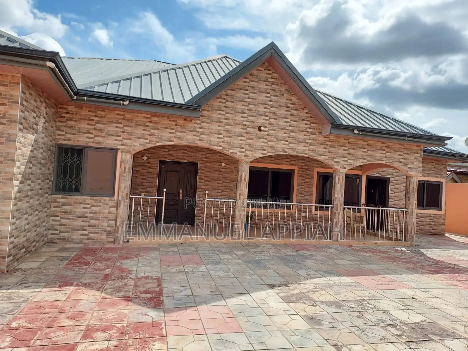 5bdrm House in Ablekuma Odumase for rent