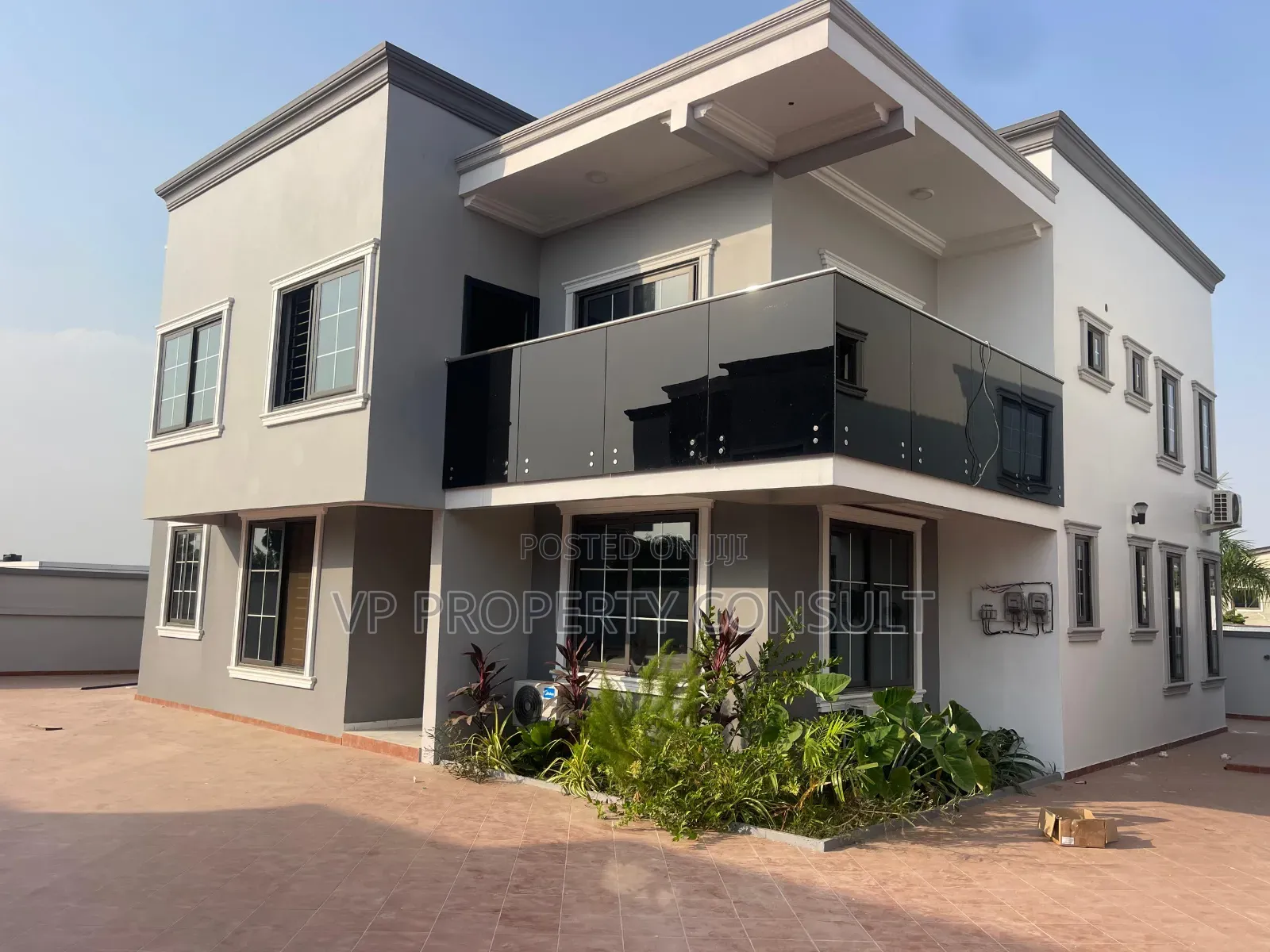3bdrm Townhouse / Terrace in Parakuo Estate for rent