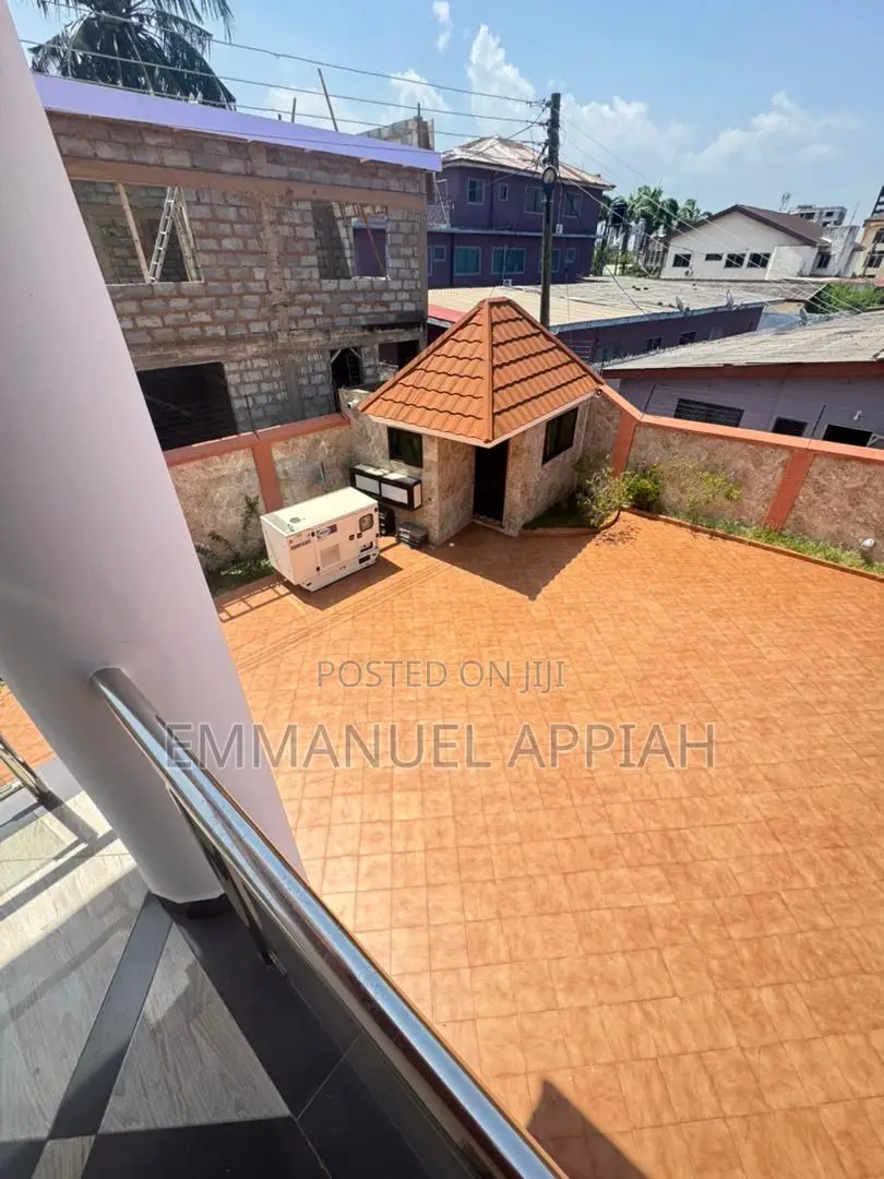 5bdrm House in Dzawulo, Dworwulu for rent