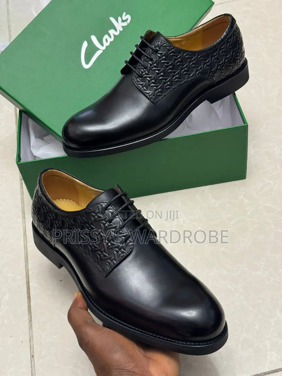 Zara Clarks Designer Laced Black and Brown Shoes