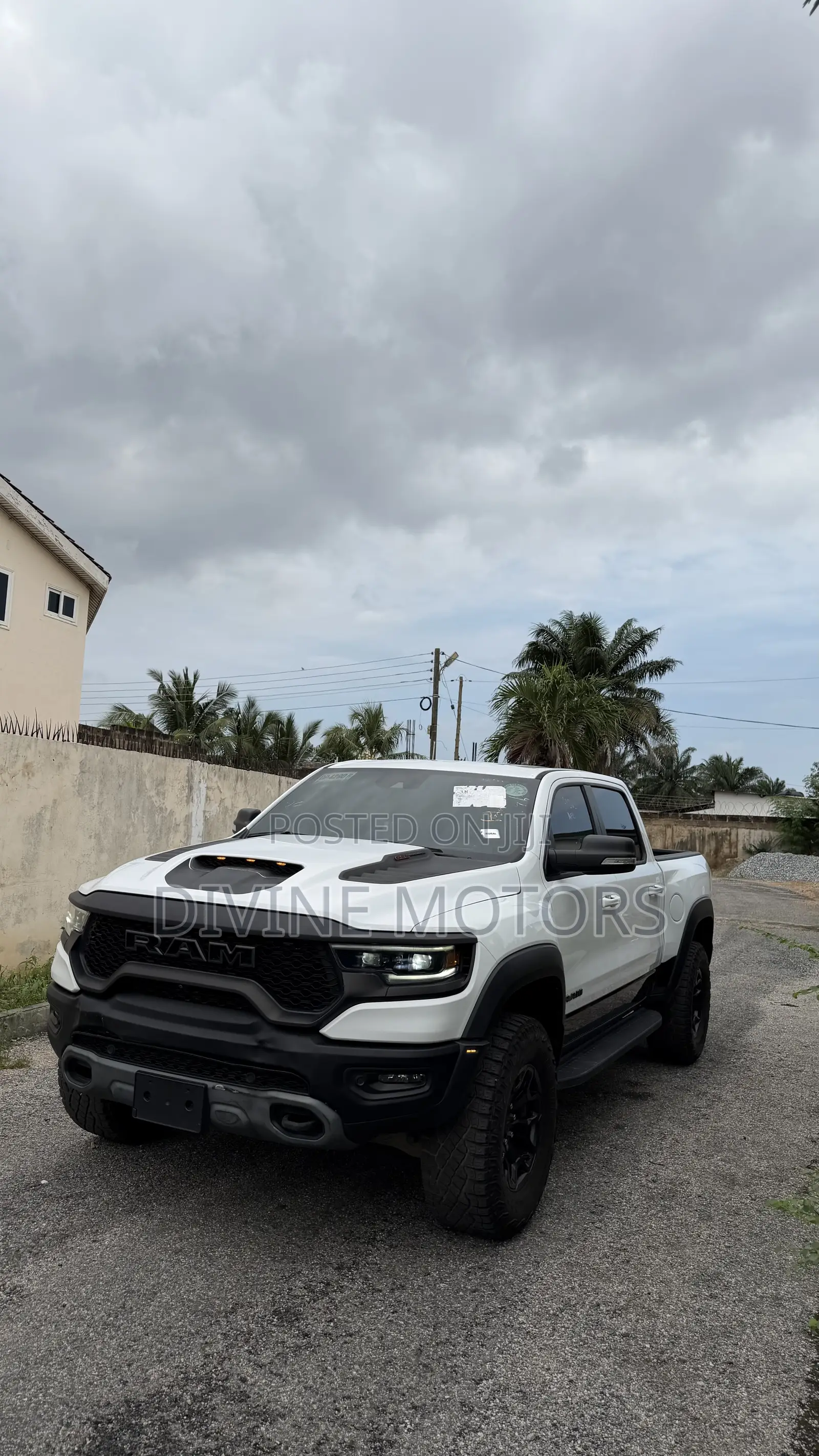 Dodge RAM 2023 White