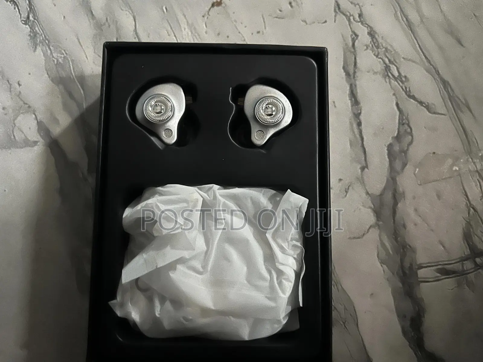 In-Ear Monitor