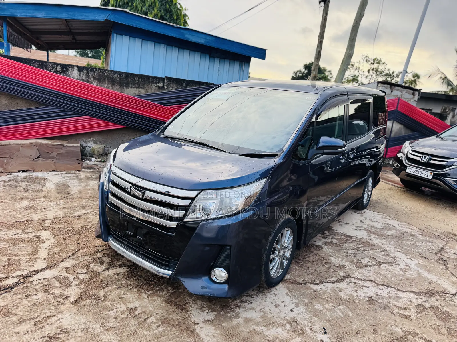 Toyota Voxy SV Premium 2014 Blue