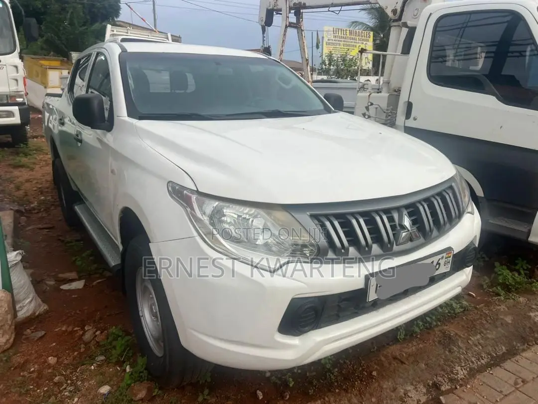 Mitsubishi L200 2016 White