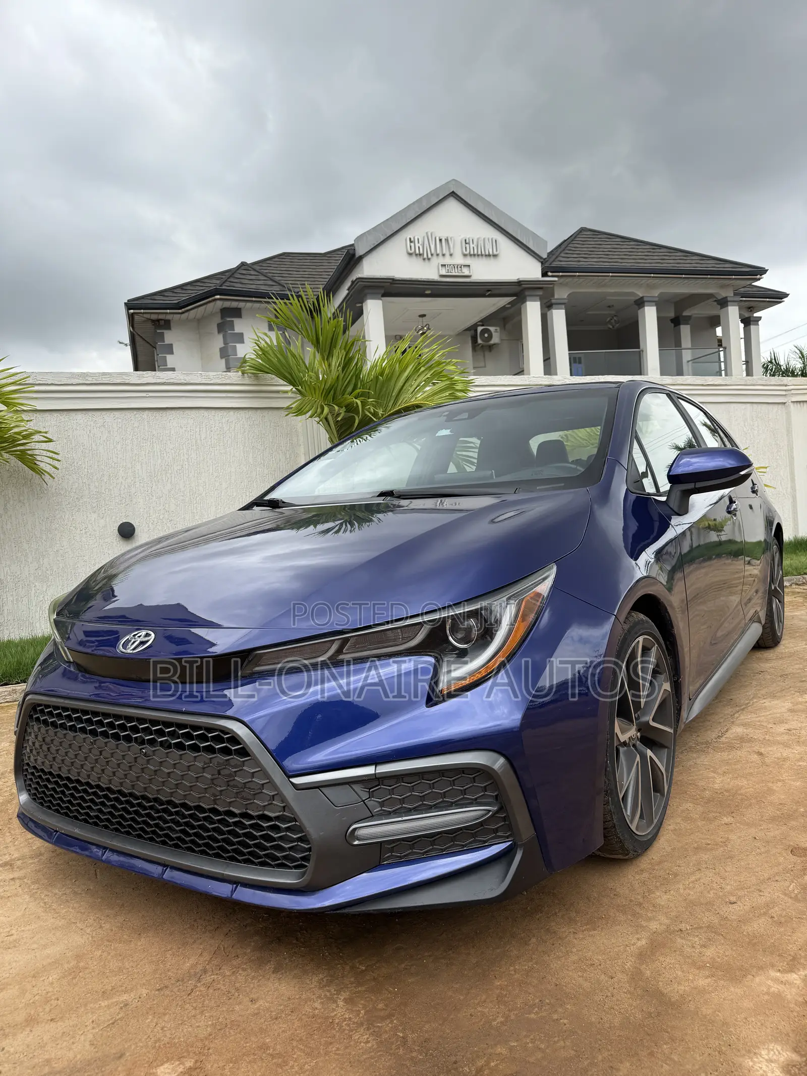 Toyota Corolla SE 2020 Blue