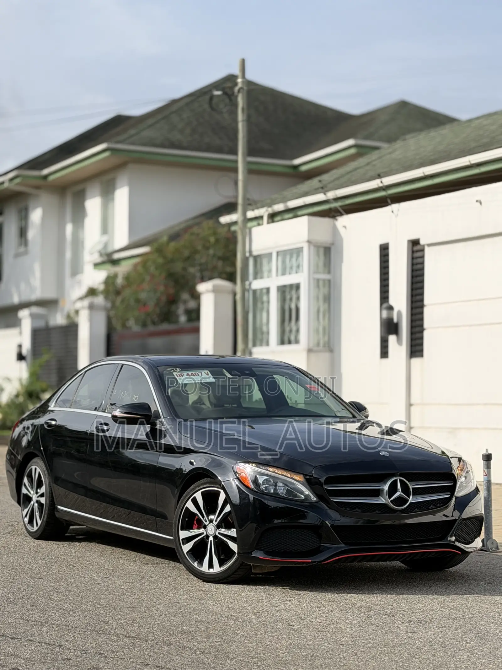 Mercedes-Benz C300 Luxury 4matic Sedan AWD (2.0L 4cyl 7A) 2017 Black